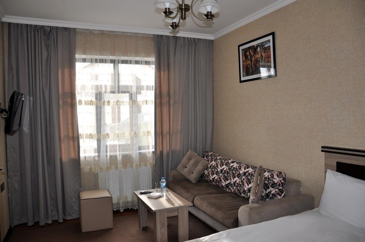Xutorok Hotel & Restaurant Chilegir Dış mekan fotoğraf